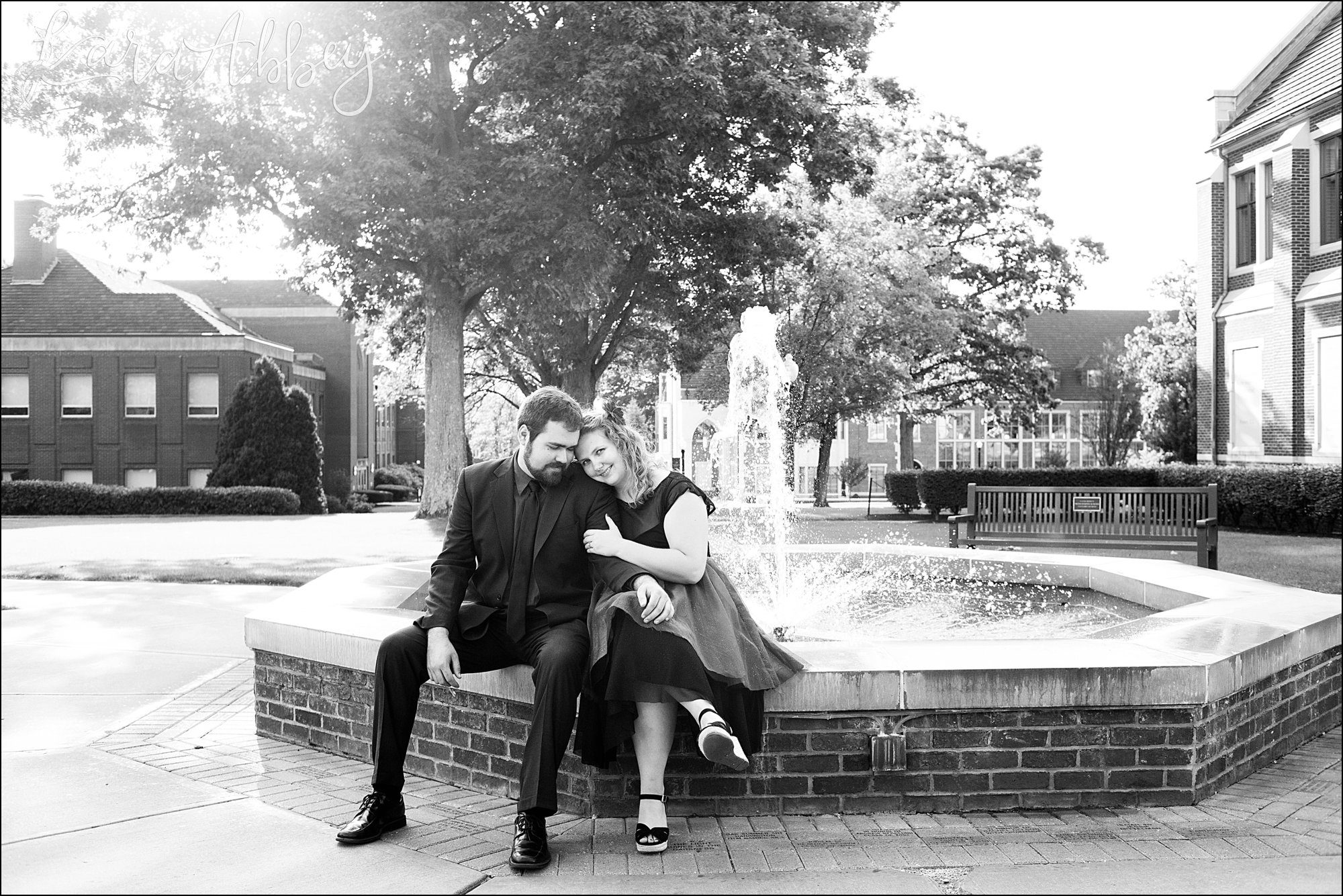 Summer Engagement Photography at Grove City College at the Fountain