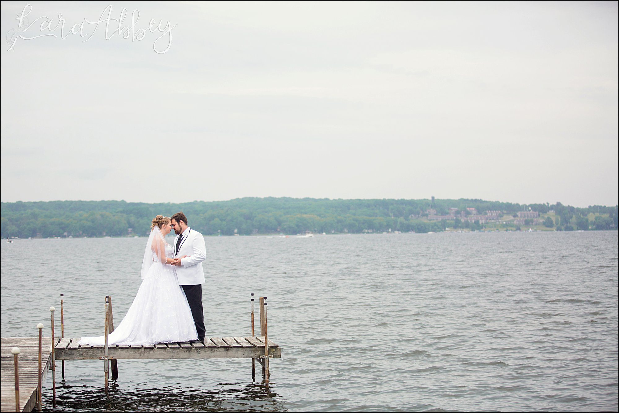 Christmas in July Themed Wedding featured Irwin, PA Photographer