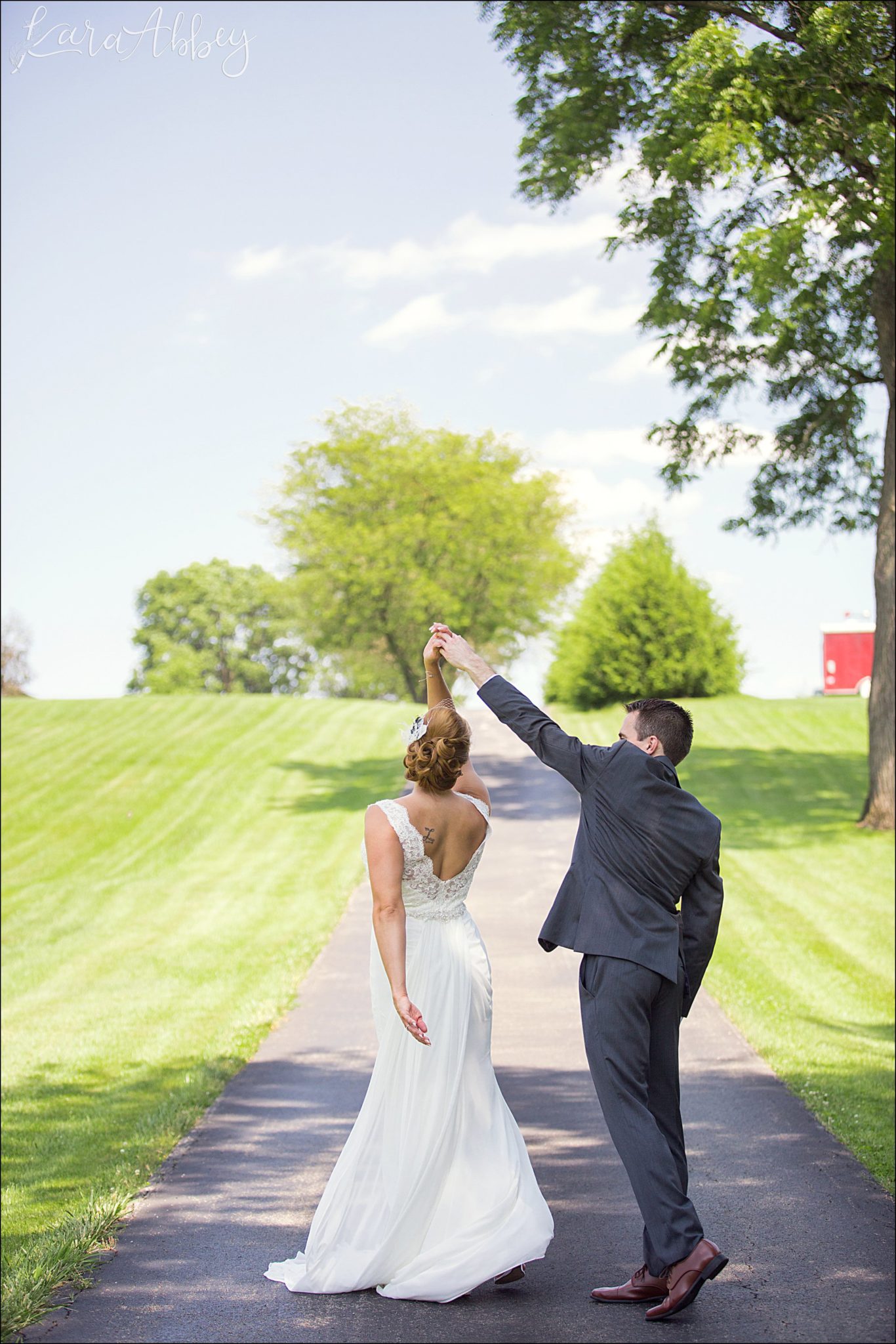 Irwin, PA Wedding Photographer Shares Favorite Images from 2017