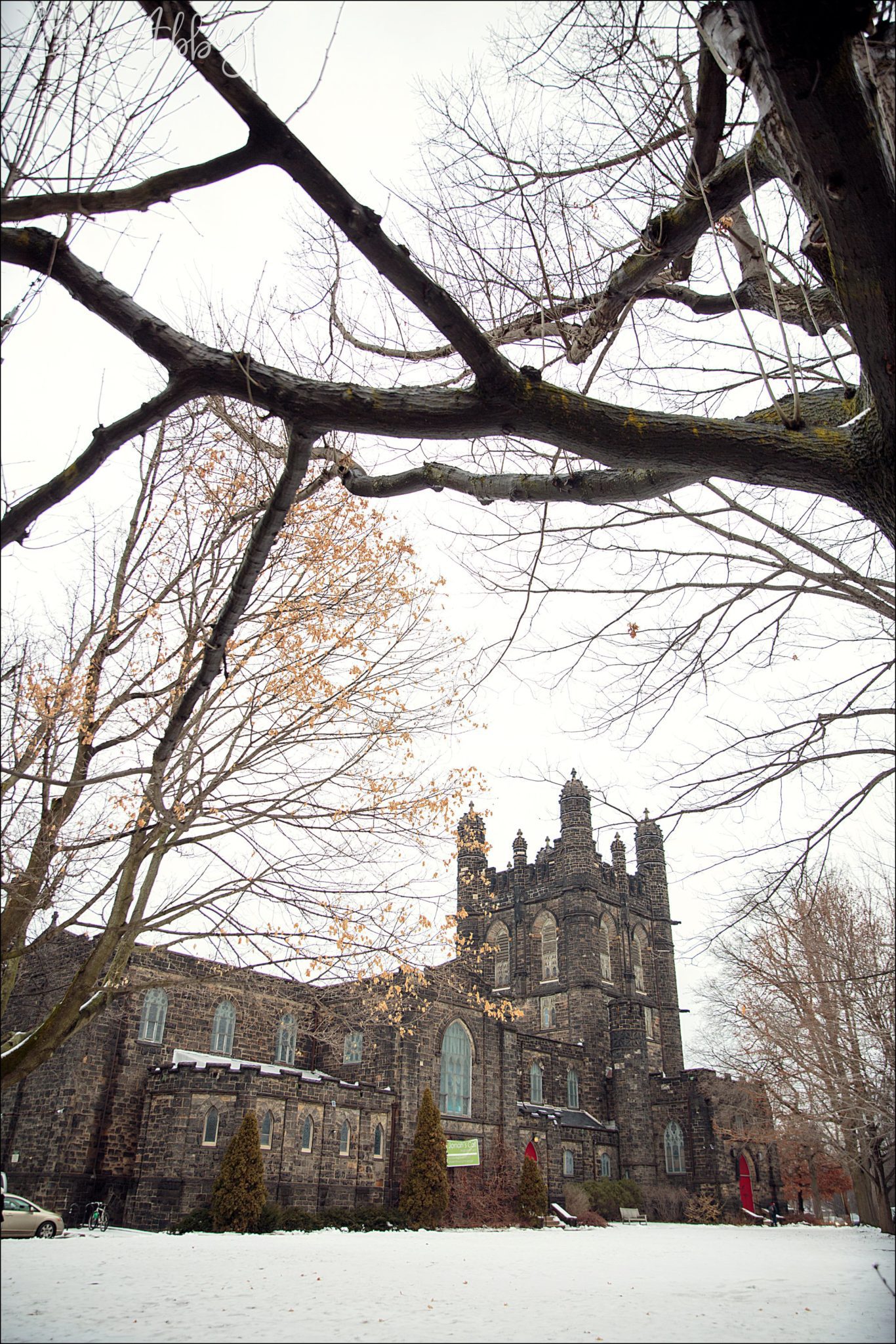 Ultra Violet Winter Wedding at Church of the Ascension in Pittsburgh, PA