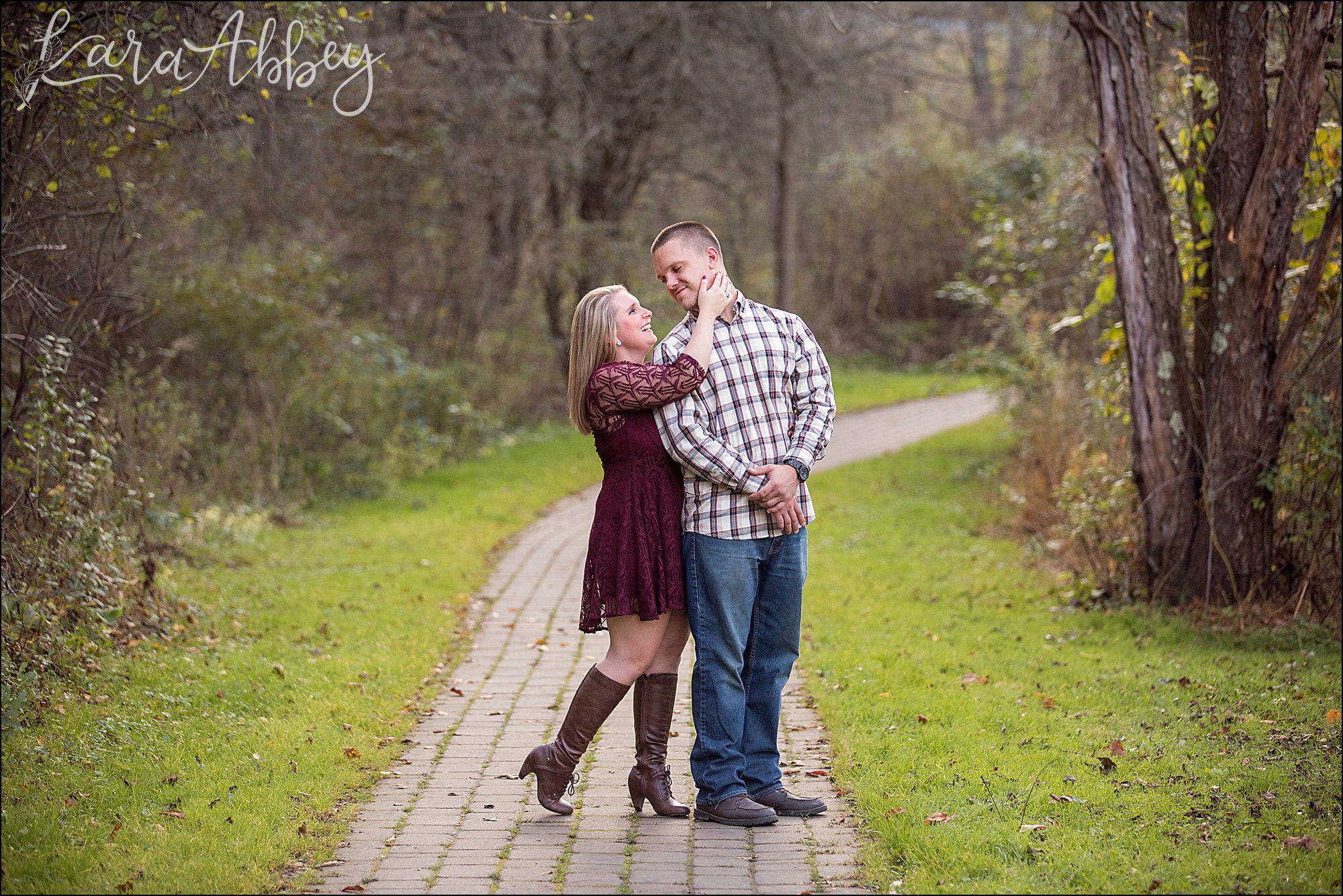 Northmoreland Park in Apollo, PA Fall Engagement Photos