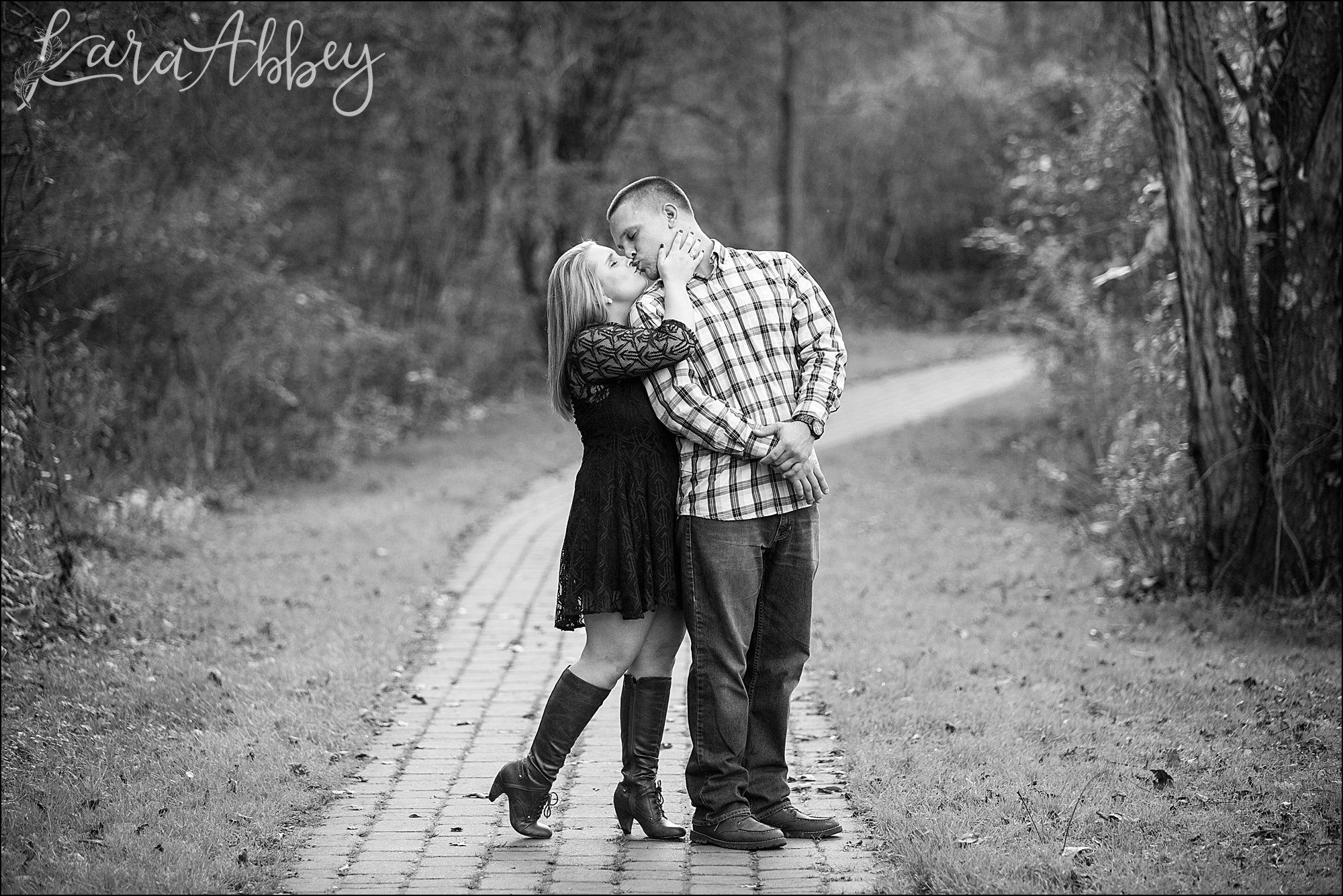 Northmoreland Park in Apollo, PA Fall Engagement Photos
