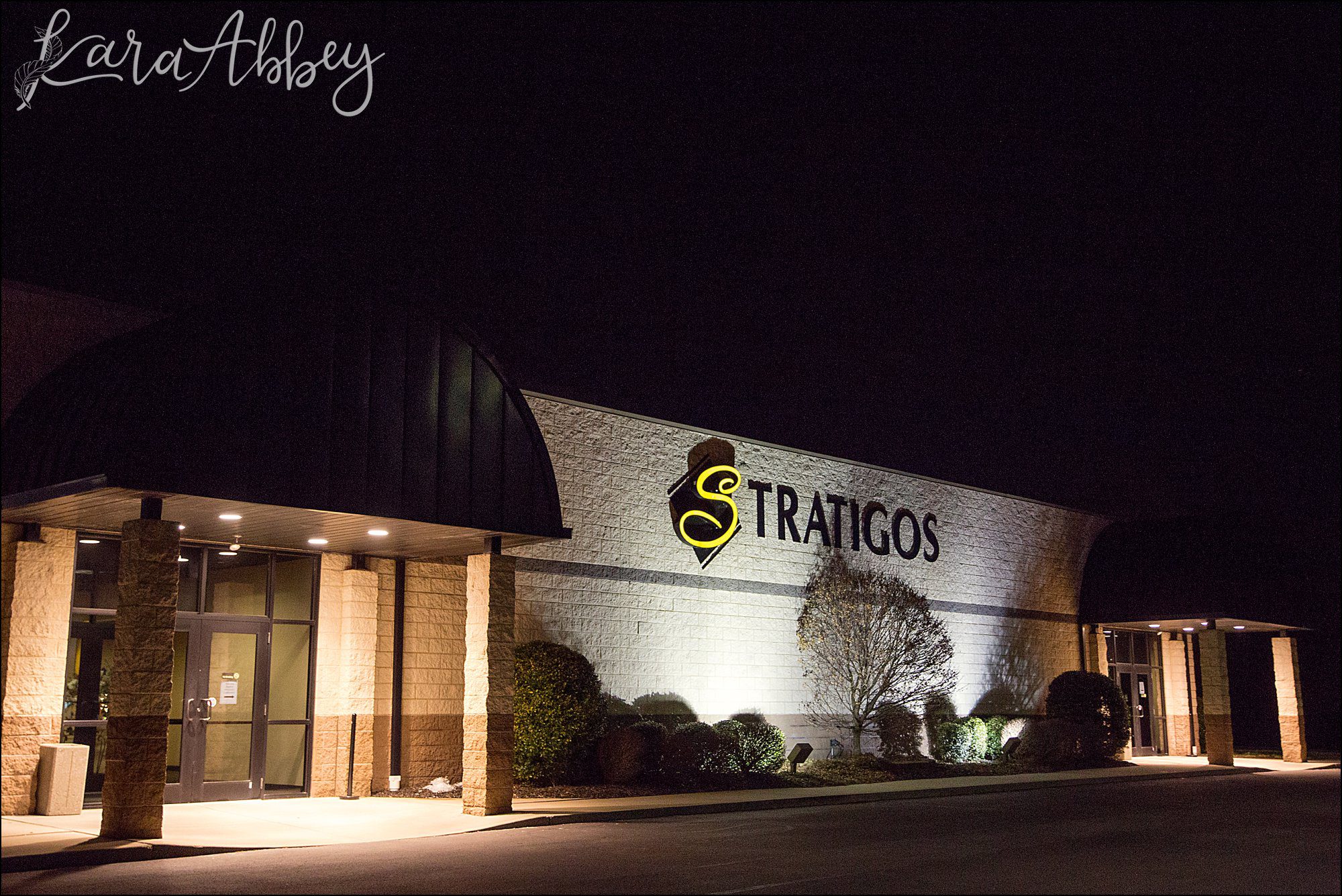 St. Patrick's Day Winter Wedding at Stratigos Banquet Center in Irwin, PA