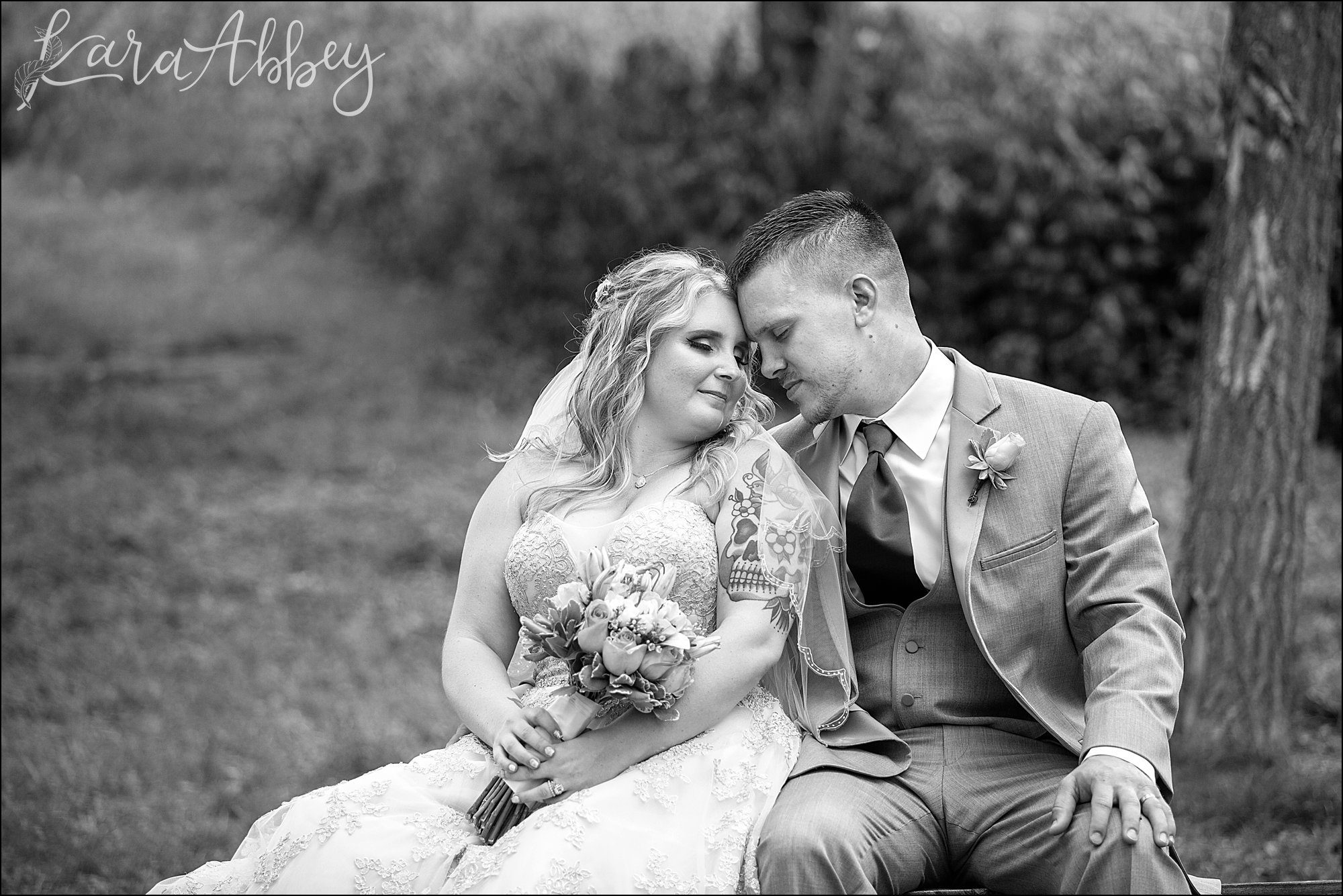 Elegant Summer Wedding at Five Pines Barn in Irwin, PA