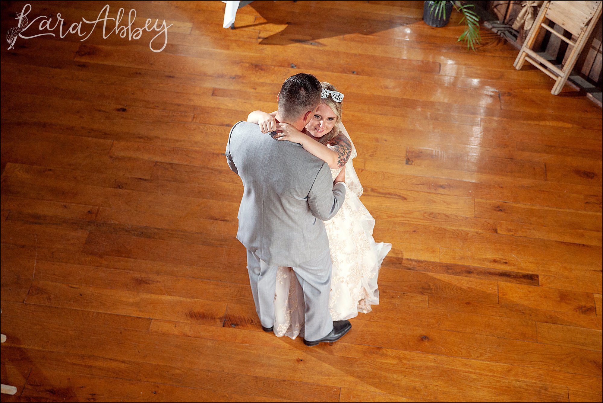 Elegant Summer Wedding at Five Pines Barn in Irwin, PA