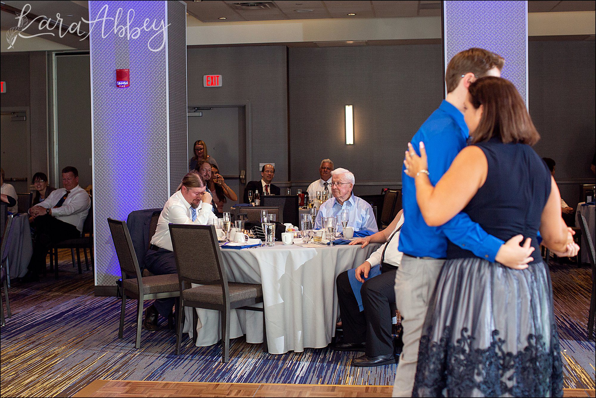 Cambria Inn & Suites in Pittsburgh, PA Wedding Reception