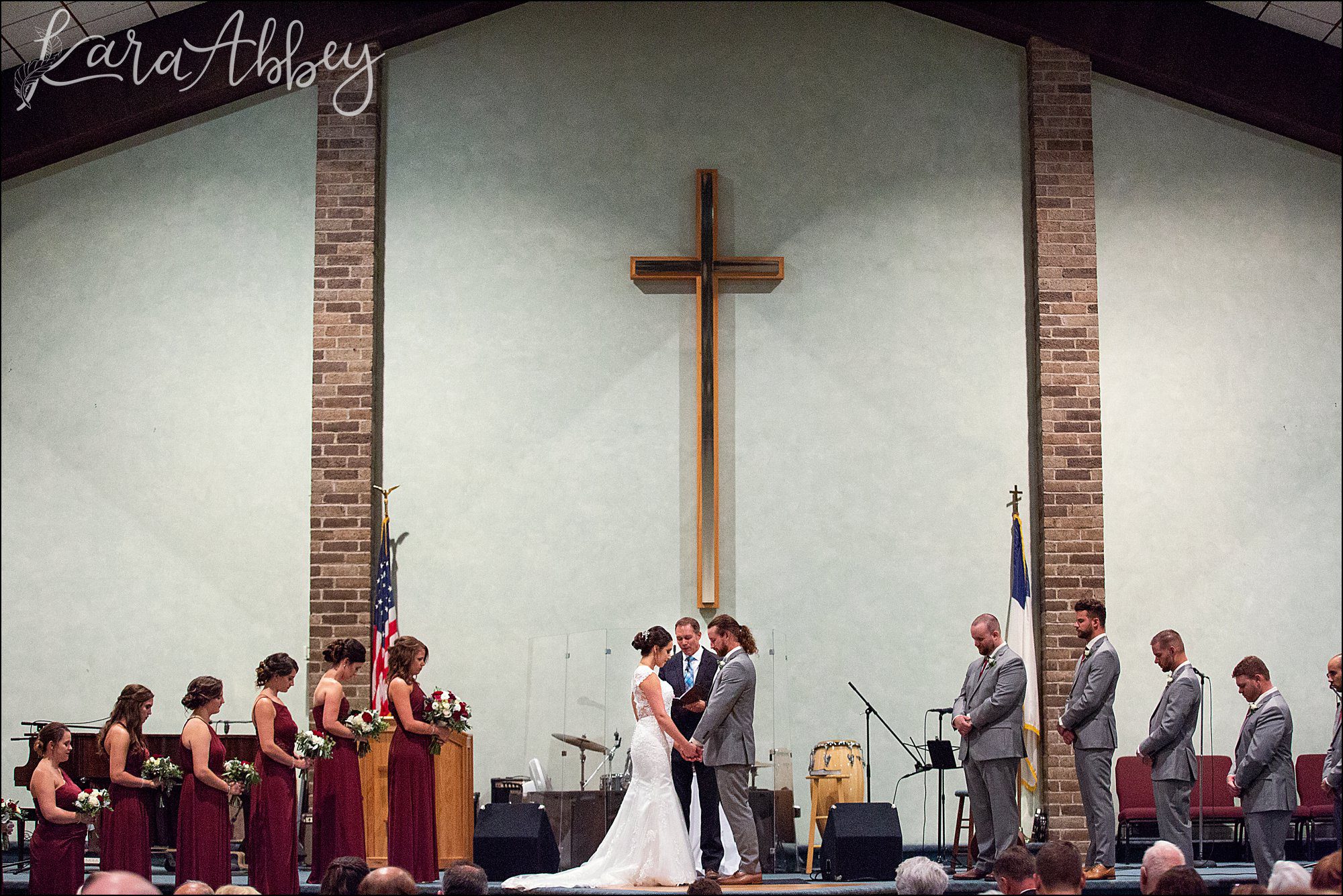 Rainy Summer Wedding Ceremony at Living Word Congregational Church in Jeannette, PA