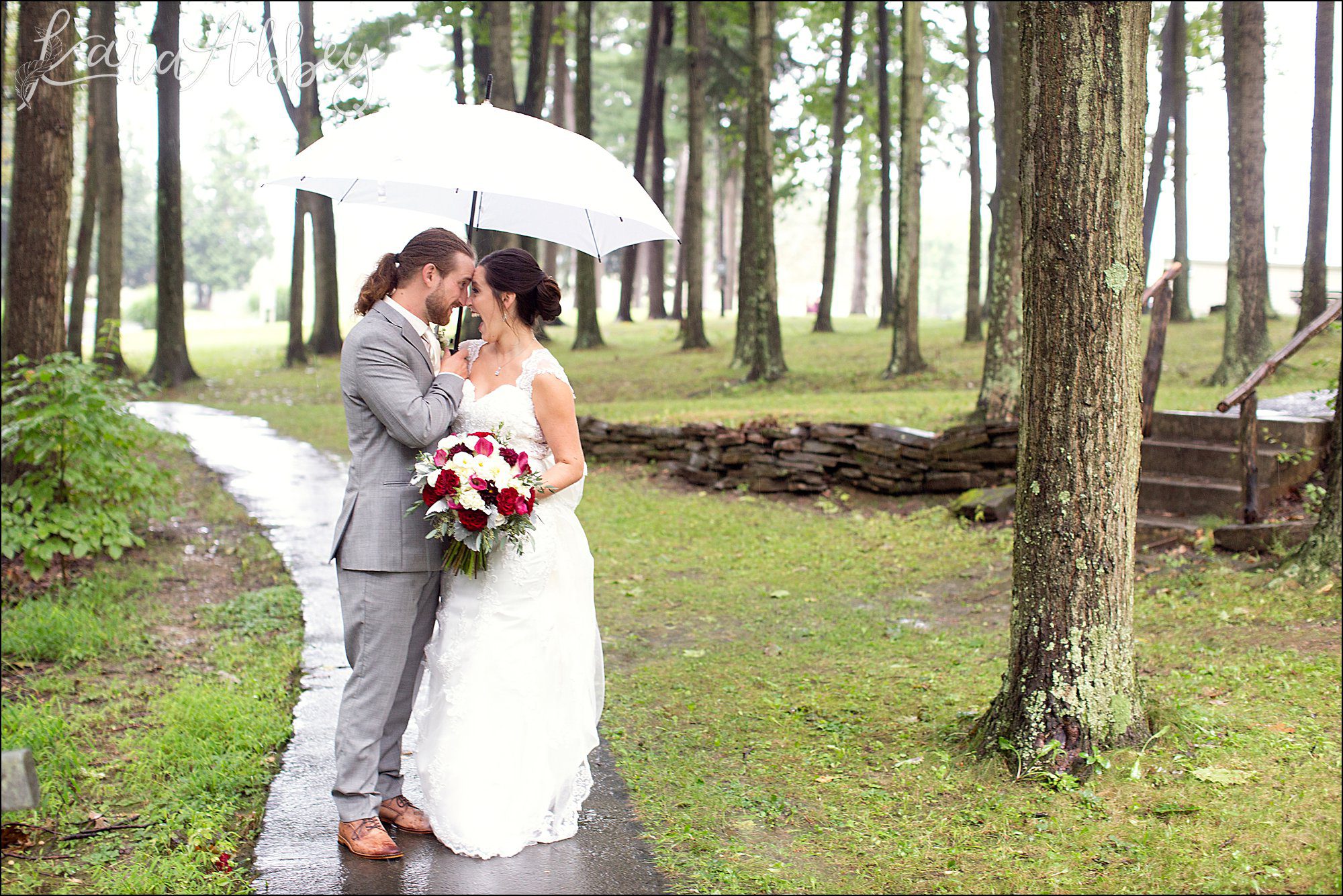 Rainy Summer Wedding Portraits at Bushy Run Battlefield in Jeannette, PA