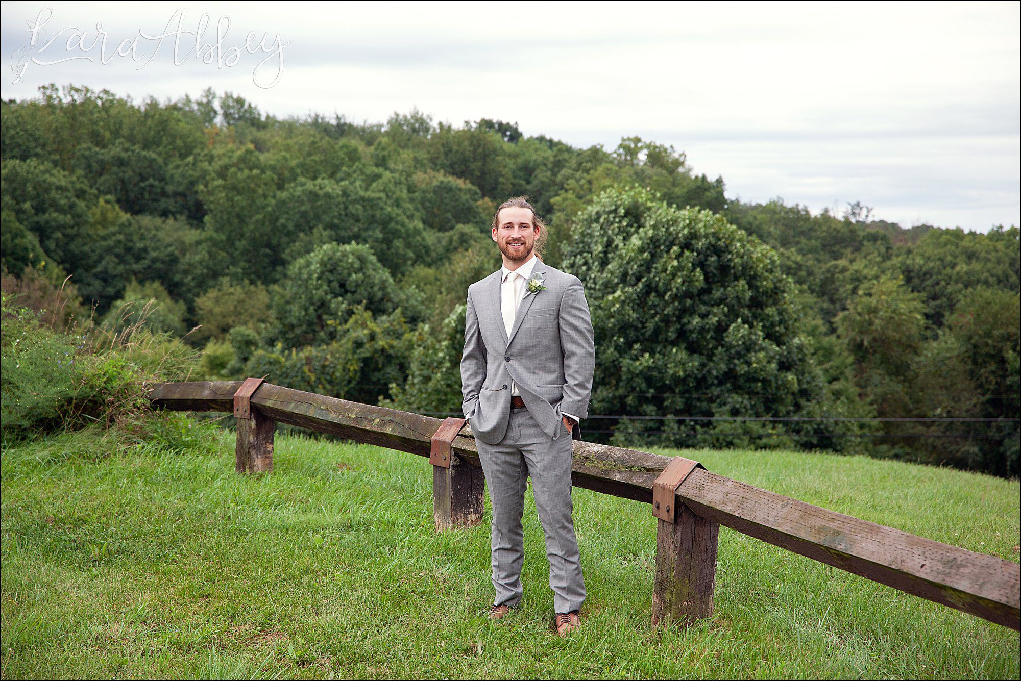 Rainy Summer Wedding at the Norwin Elks Lodge in Irwin, PA