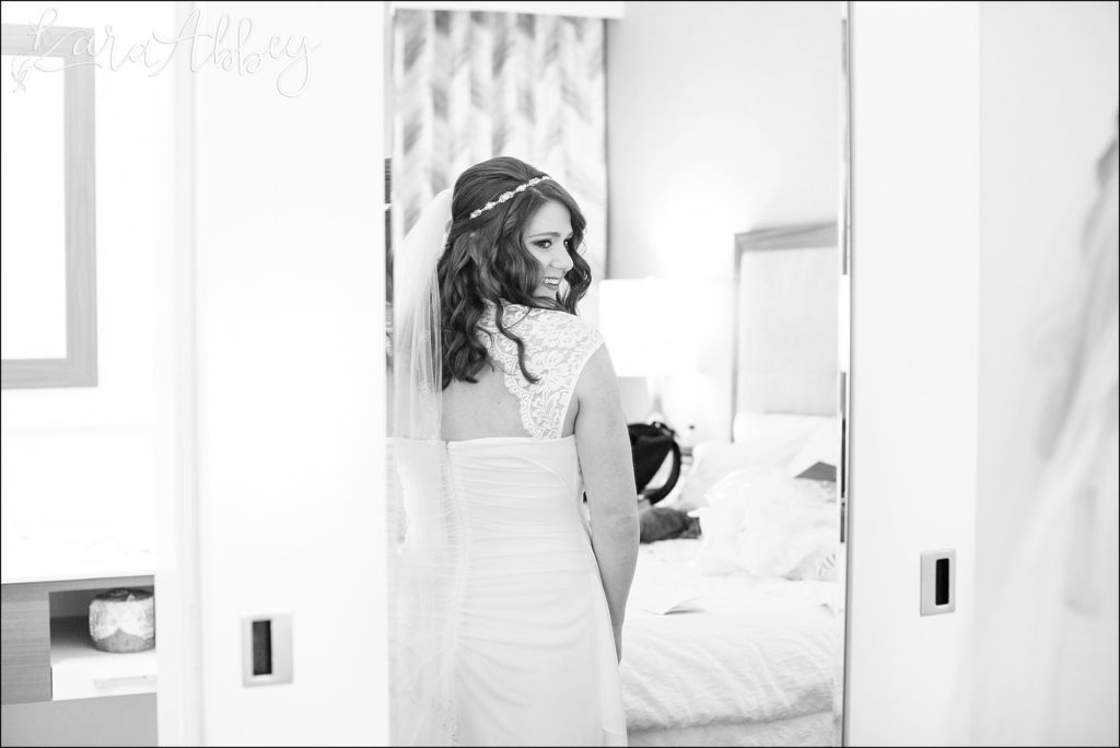 Irwin, PA Wedding Photographer - Wedding Highlights at Stratigos Banquet Center