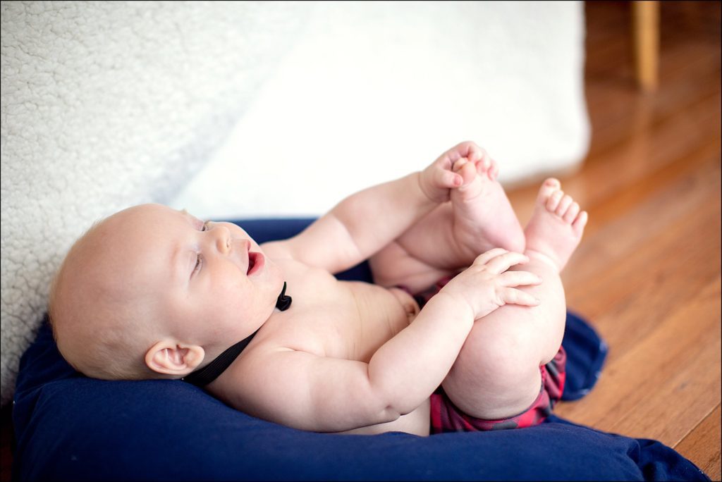 Leander Roxas 5 Month Milestone Photos in Irwin, PA