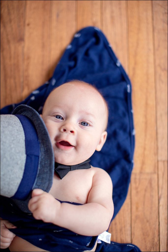 Leander Roxas 5 Month Milestone Photos in Irwin, PA