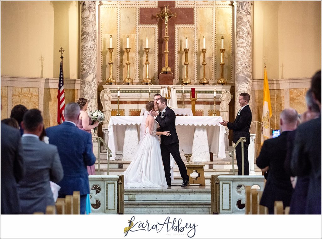 Downtown Pittsburgh Pastel Spring Wedding Day Highlights - Ceremony at Church of the Epiphany