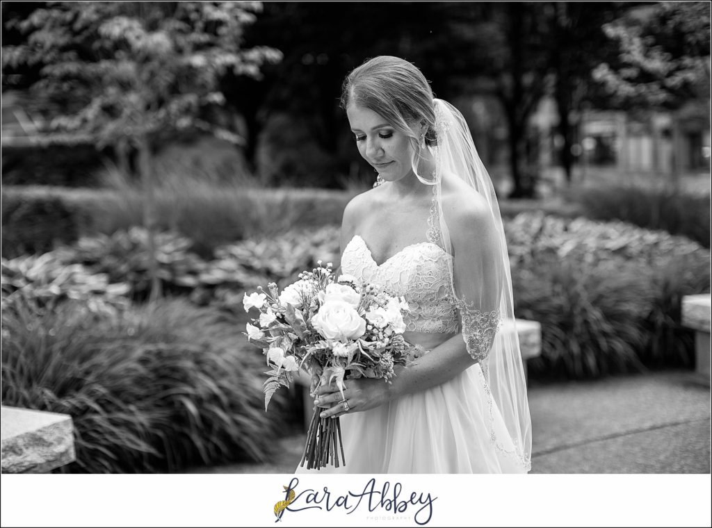 Downtown Pittsburgh Pastel Spring Wedding Day Highlights - Formal Portraits at Mellon Green