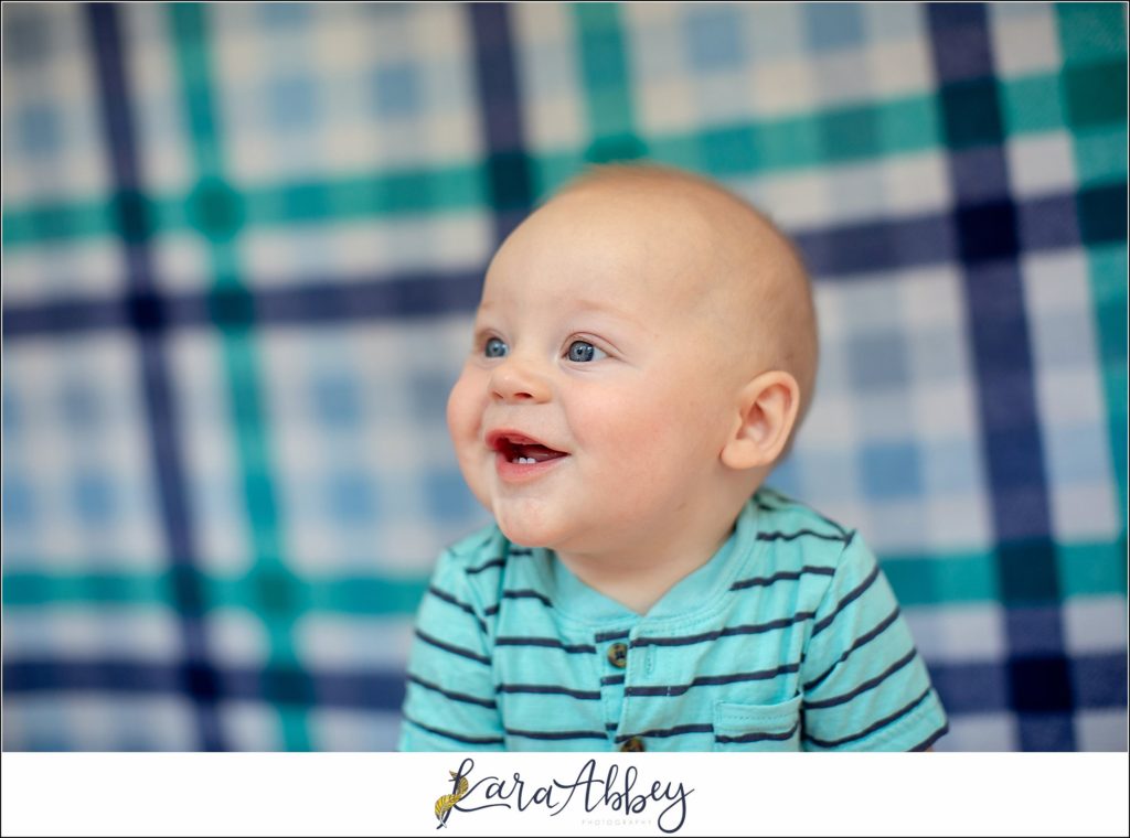 Leander Roxas 6 Month Milestone Photos in Irwin, PA