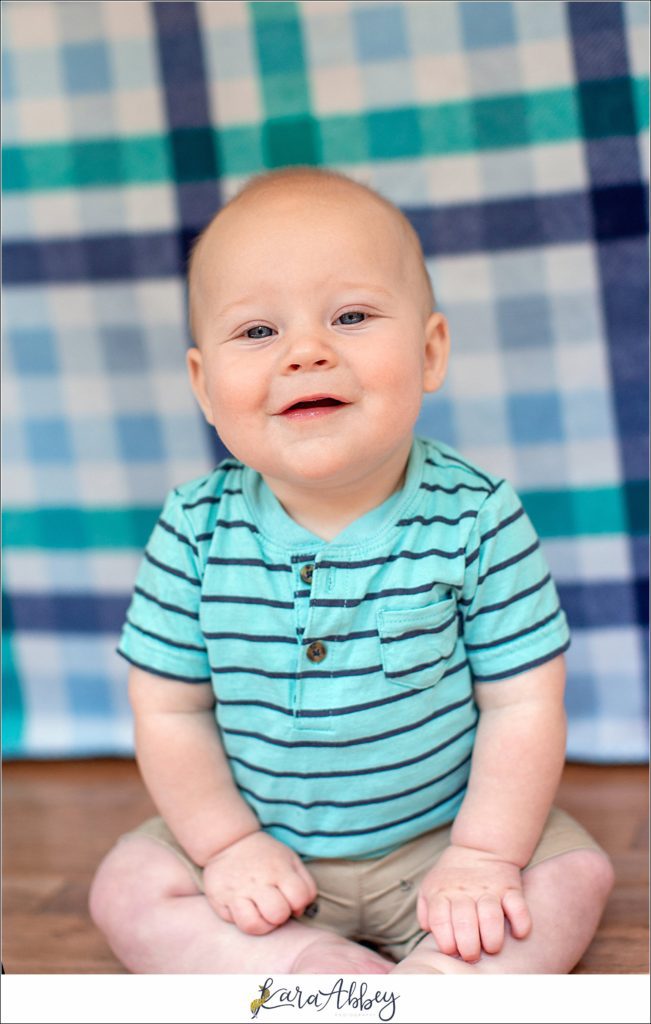 Leander Roxas 6 Month Milestone Photos in Irwin, PA