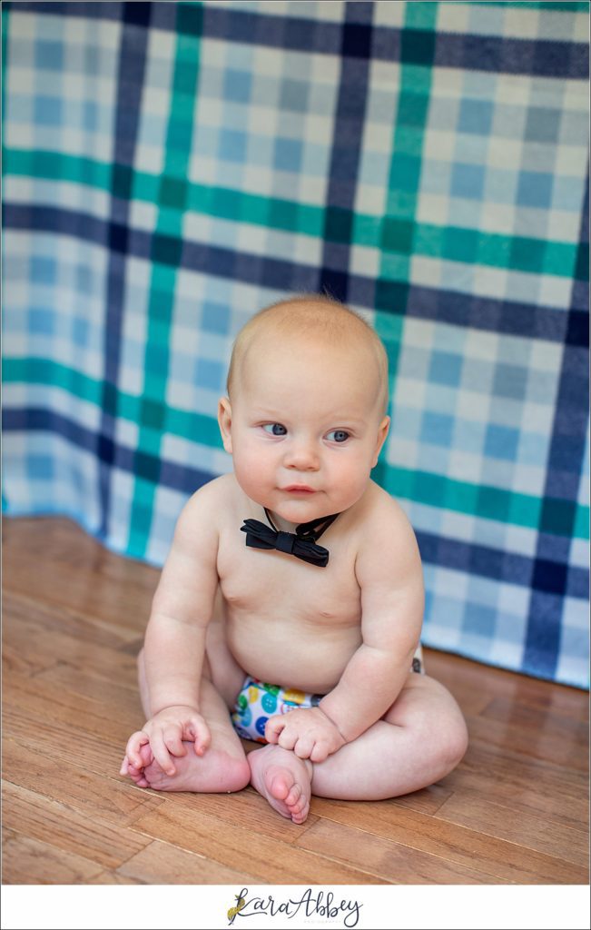 Leander Roxas 6 Month Milestone Photos in Irwin, PA