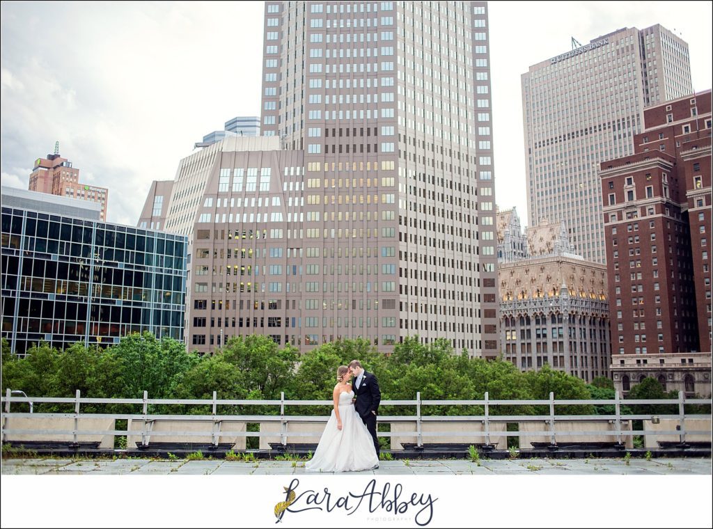Spring Wedding in Downtown Pittsburgh at DoubleTree by Hilton