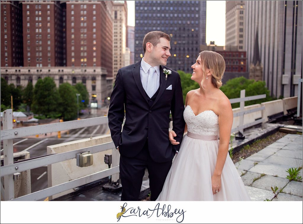 Spring Wedding in Downtown Pittsburgh at DoubleTree by Hilton