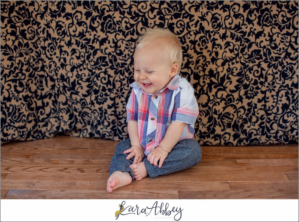 Leander Roxas 10 Month Portraits in Irwin, PA