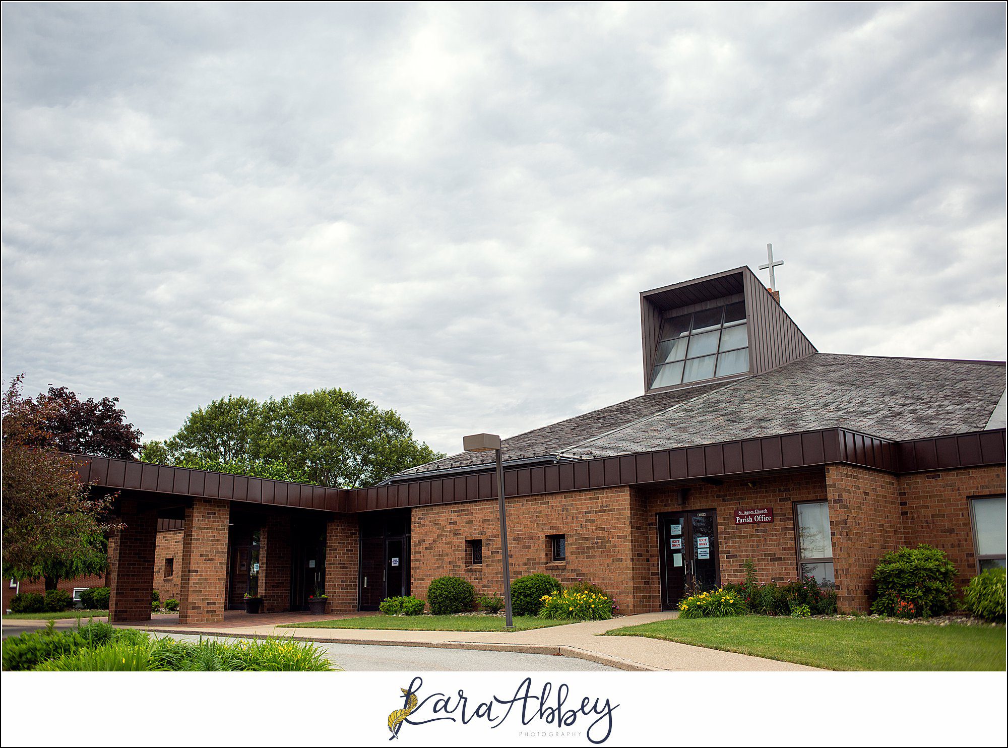 Intimate Summer Wedding Ceremony at St. Agnes Church in Irwin, PA