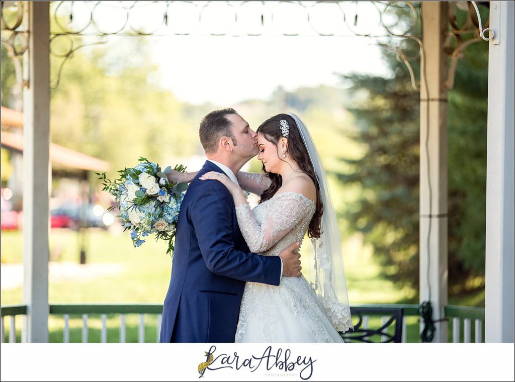 Favorite Wedding Images from 2020 Weddings by Kara Abbey Photography in Irwin PA