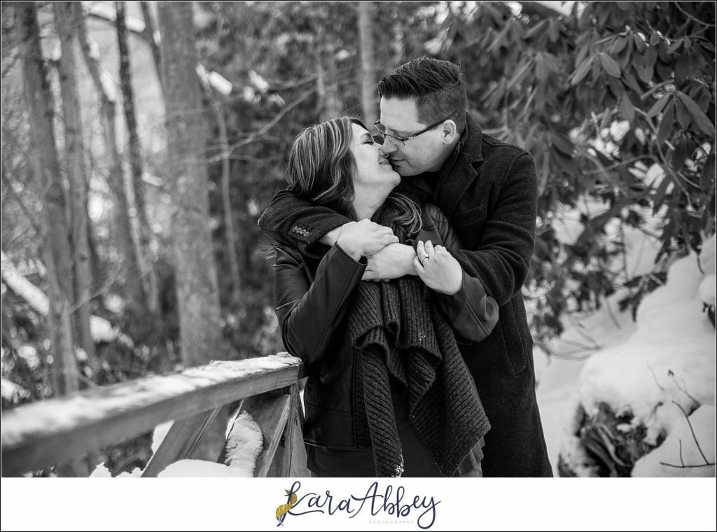 Snowy Winter Engagement Session at Ohiopyle State Park