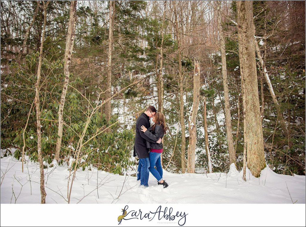 Snowy Winter Engagement Session at Ohiopyle State Park