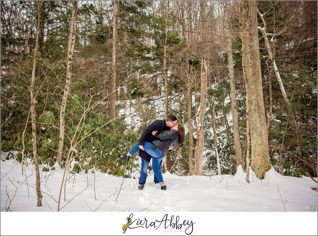 Snowy Winter Engagement Session at Ohiopyle State Park