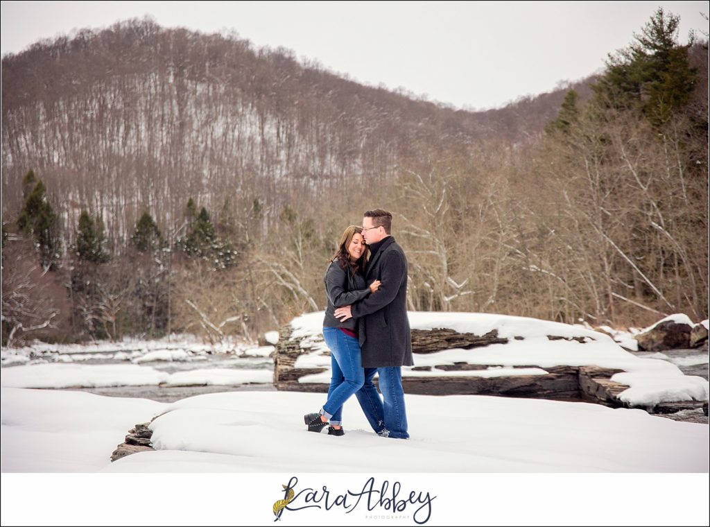 Snowy Winter Engagement Session at Ohiopyle State Park