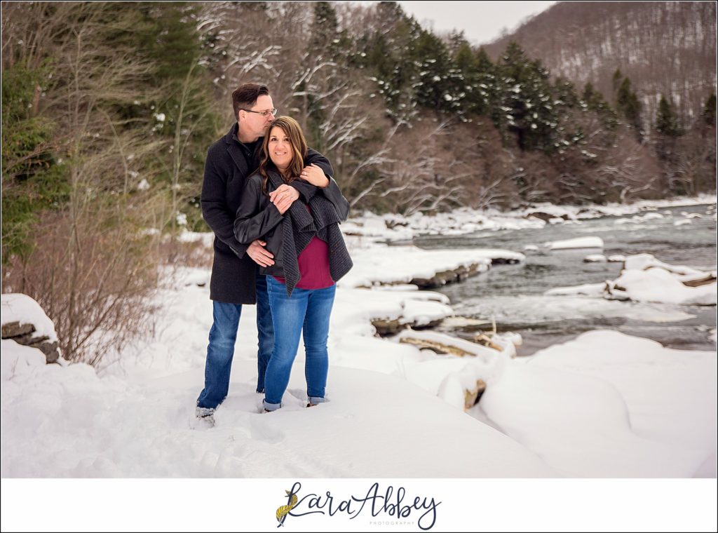 Snowy Winter Engagement Session at Ohiopyle State Park