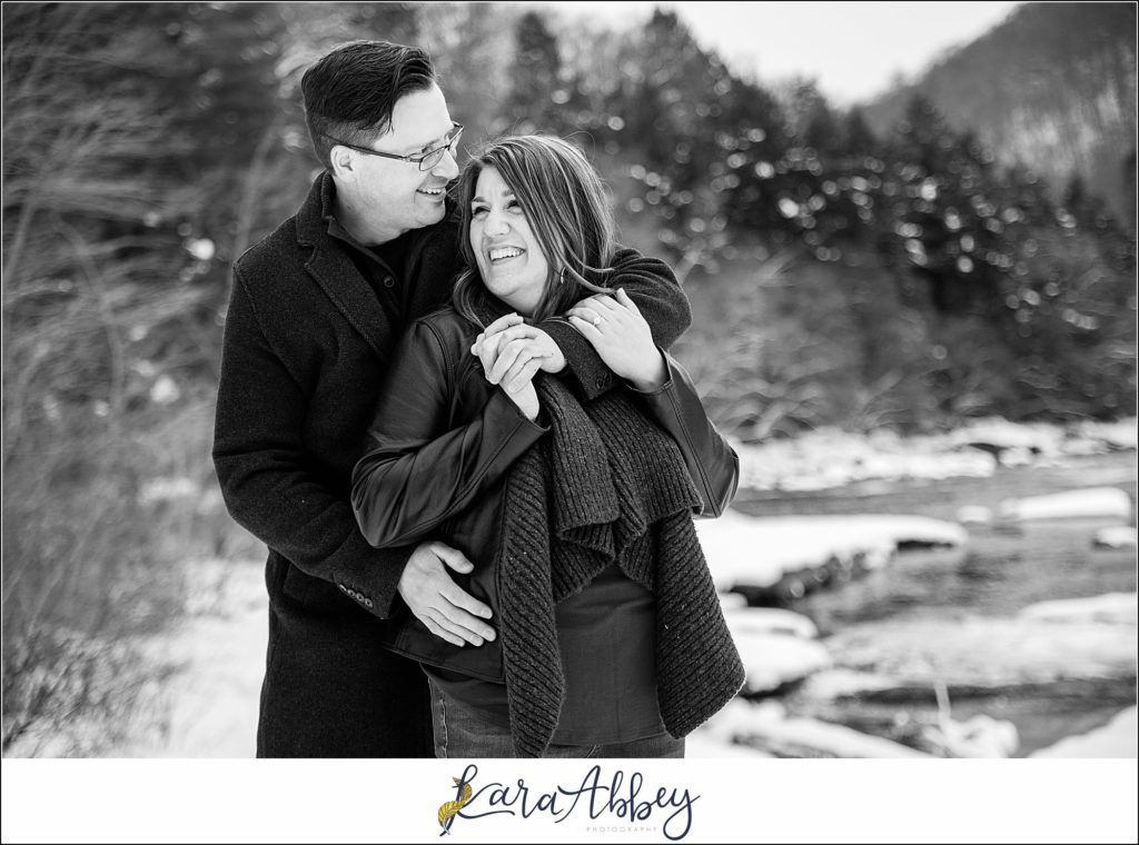 Snowy Winter Engagement Session at Ohiopyle State Park
