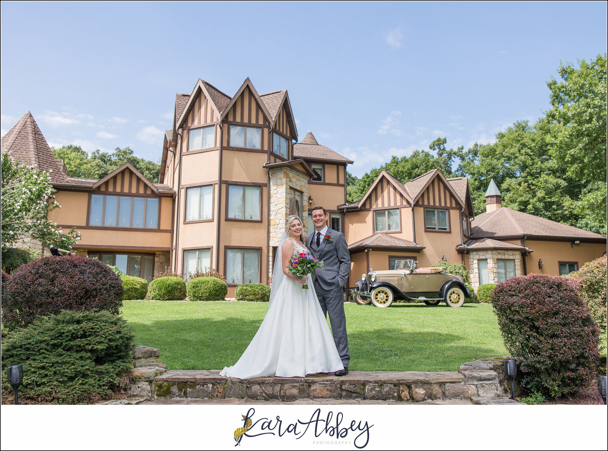 Elegant Summer Wedding at The Grand Estate at Hidden Acres in Freeport, PA