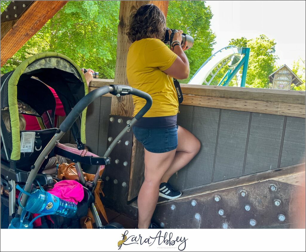 Roller Coaster Photographer Working Behind The Scenes in 2021