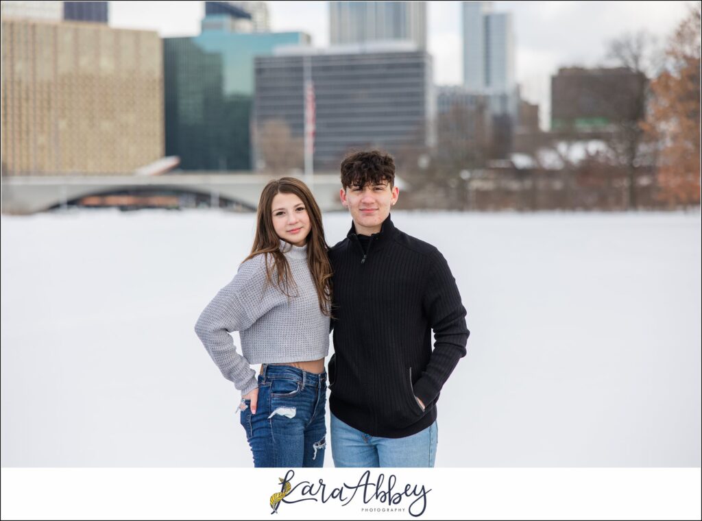 Winter Snowy Elopement Portraits in Point State Park in Pittsburgh PA