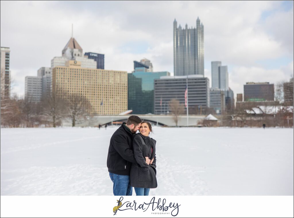 Winter Snowy Elopement Portraits in Point State Park in Pittsburgh PA