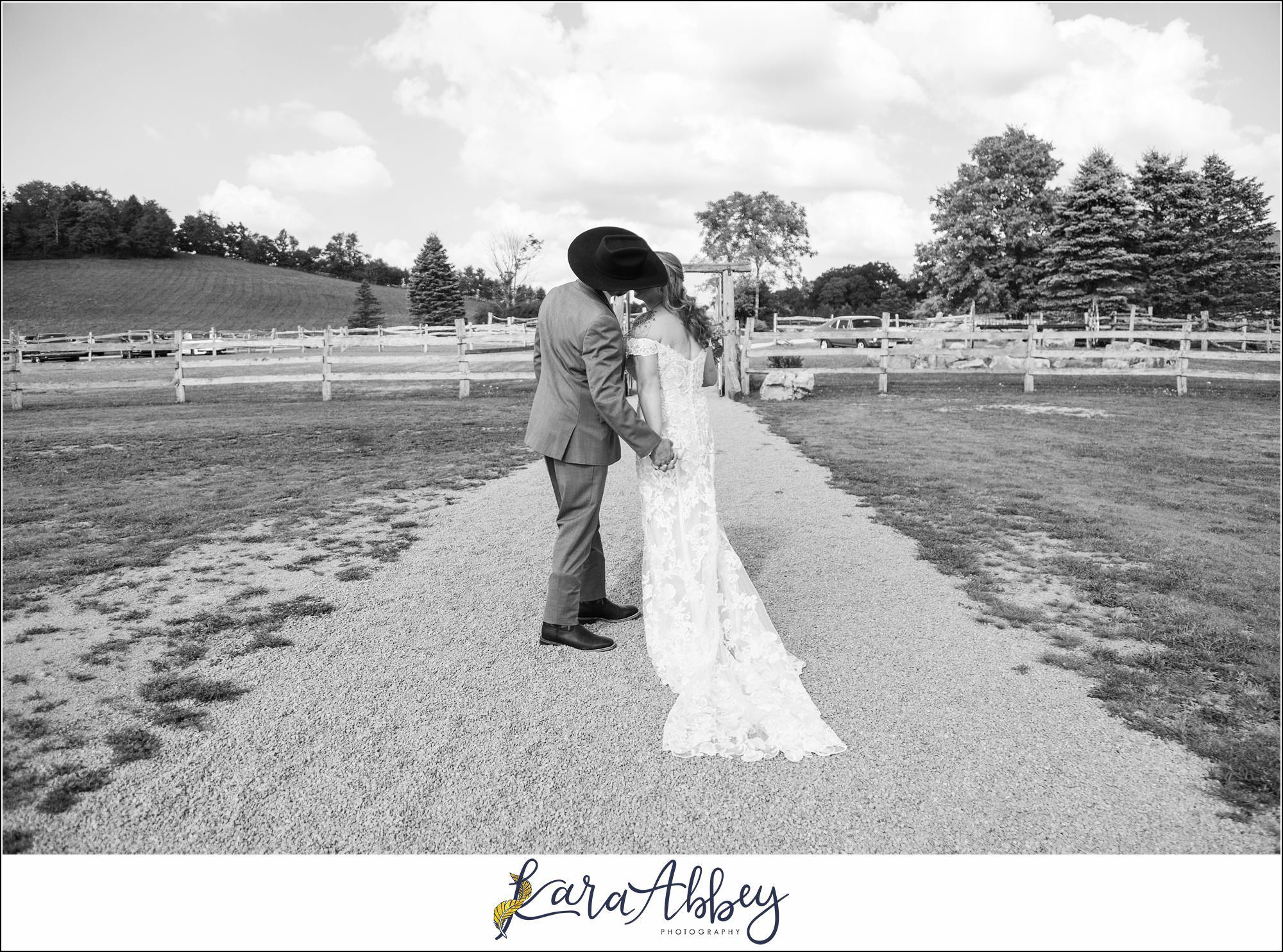 Summer Wedding at Pinerock Farm in Champion PA