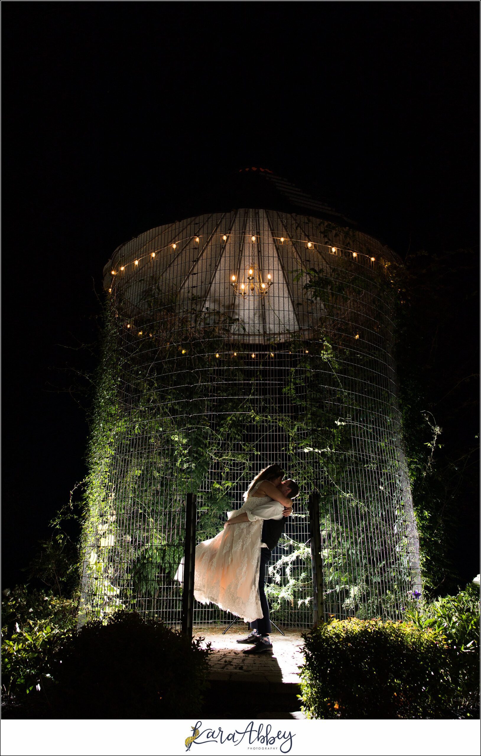 Summer Wedding at White Barn at Lucas Farm in Oakland MD