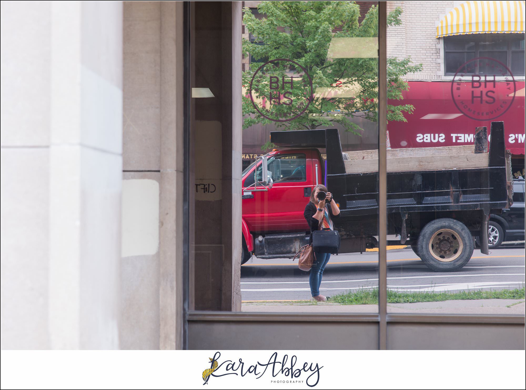 Kara Abbey Photography Behind the Scenes Wedding Photographer Irwin PA