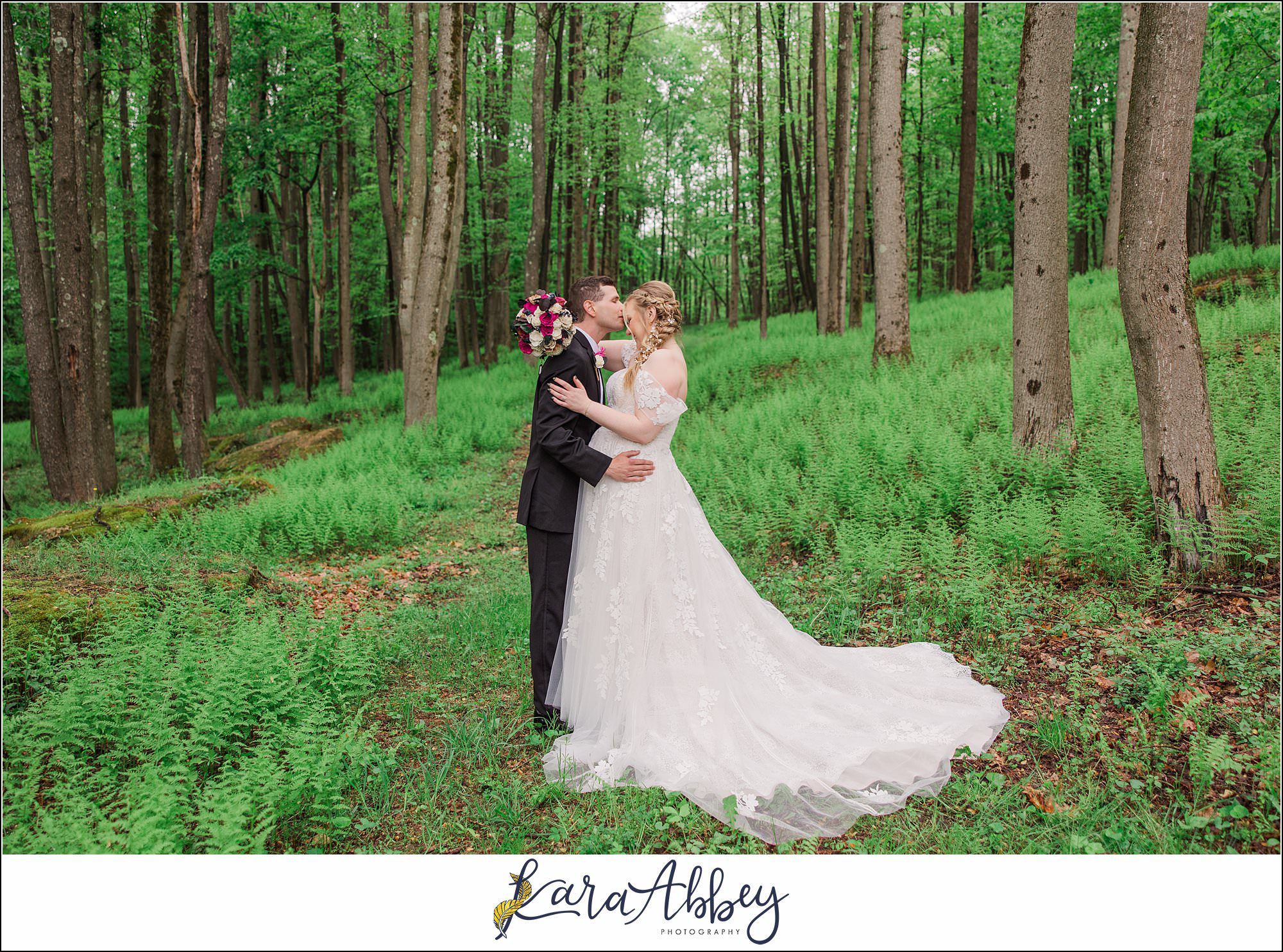 Rainy Spring Wedding at Oak Lodge in Stahlstown, PA