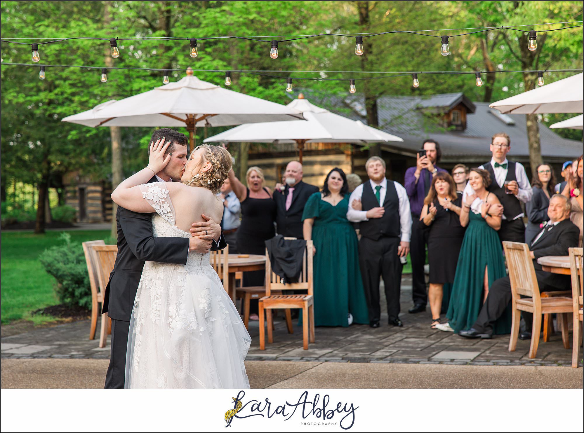 Rainy Spring Wedding at Oak Lodge in Stahlstown, PA