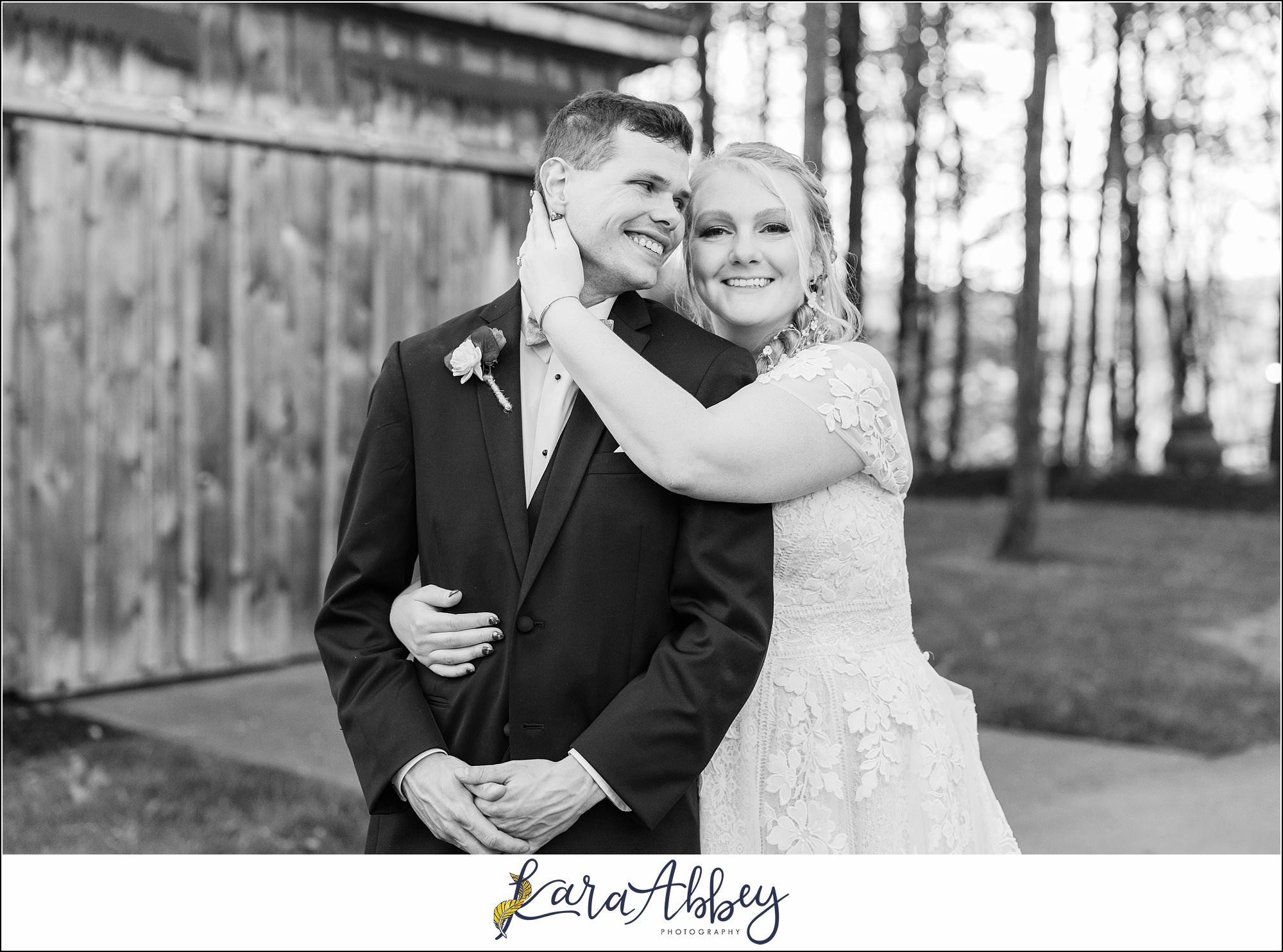 Rainy Spring Wedding at Oak Lodge in Stahlstown, PA