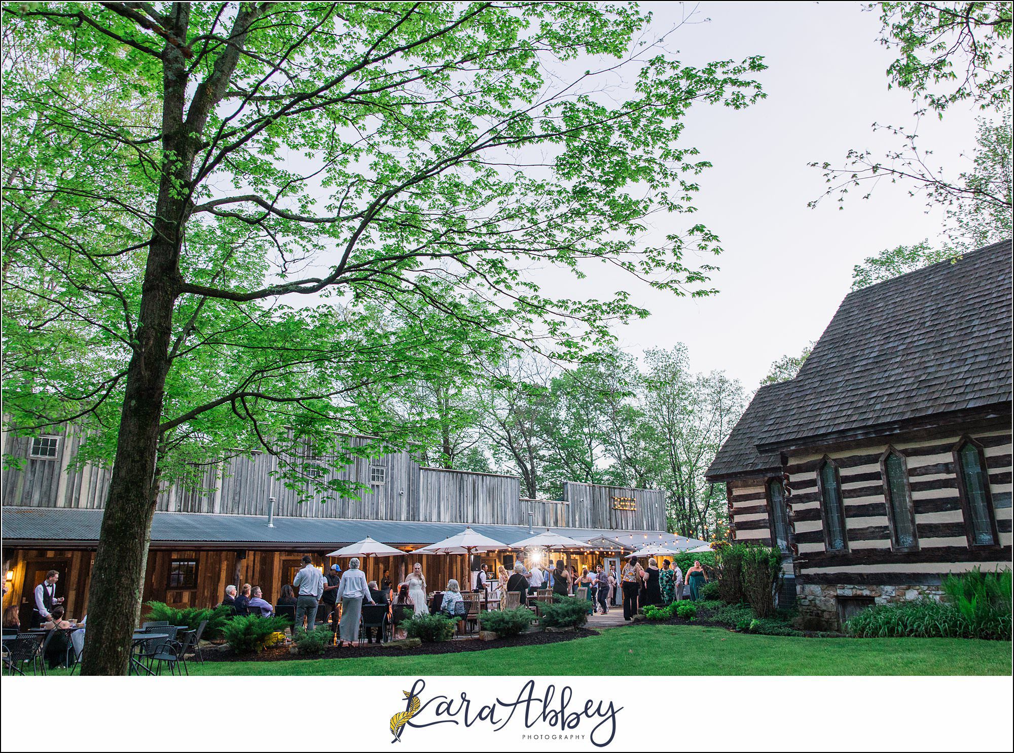 Rainy Spring Wedding at Oak Lodge in Stahlstown, PA
