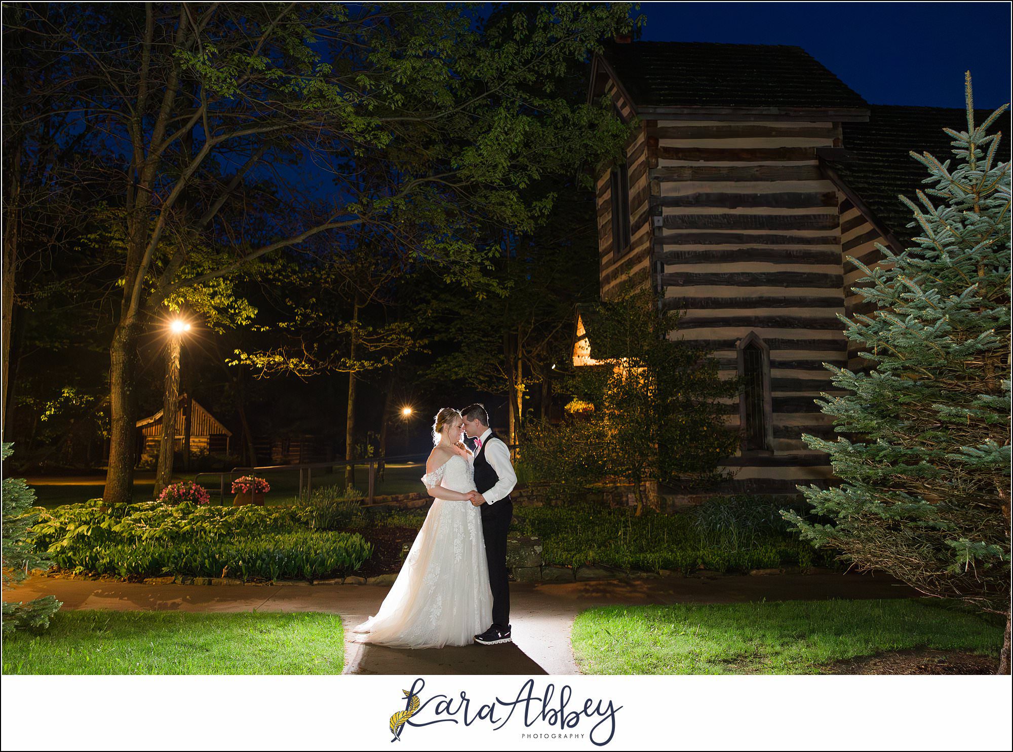 Rainy Spring Wedding at Oak Lodge in Stahlstown, PA
