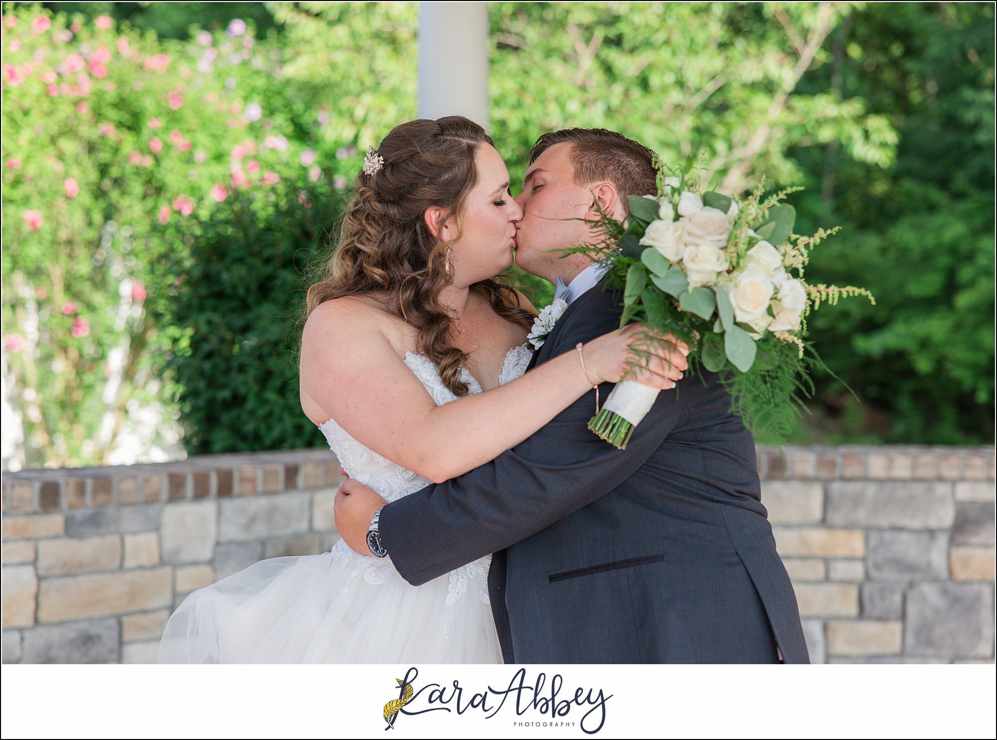 Summer Wedding at Twelve Oaks Mansion in Mars, PA
