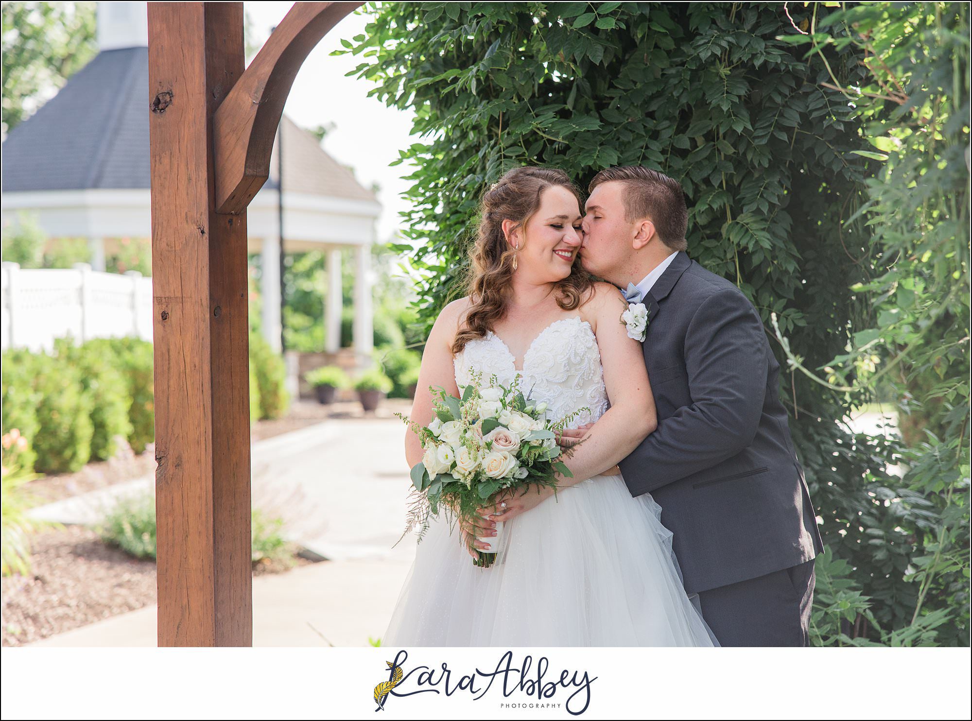 Summer Wedding at Twelve Oaks Mansion in Mars, PA