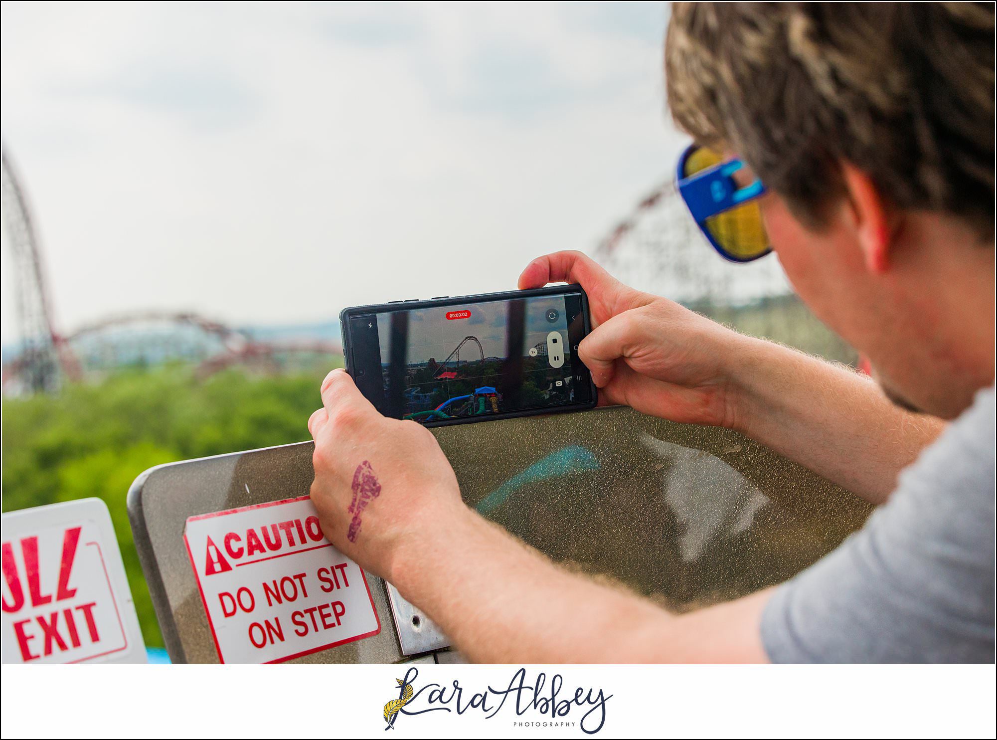 Behind the Scenes as a Roller Coaster Photographer