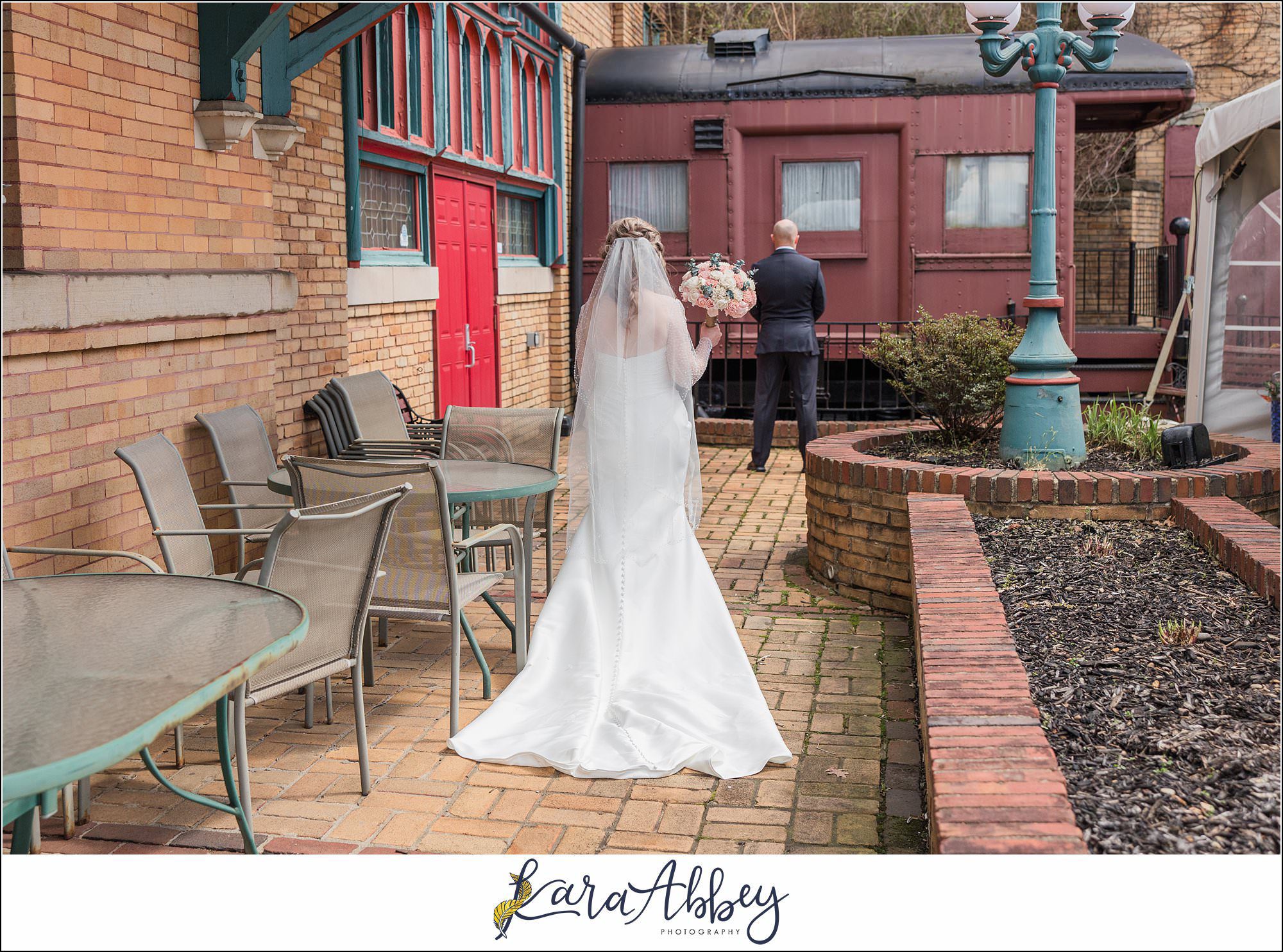 Spring Wedding at DiSalvos Station Restaurant in Latrobe PA