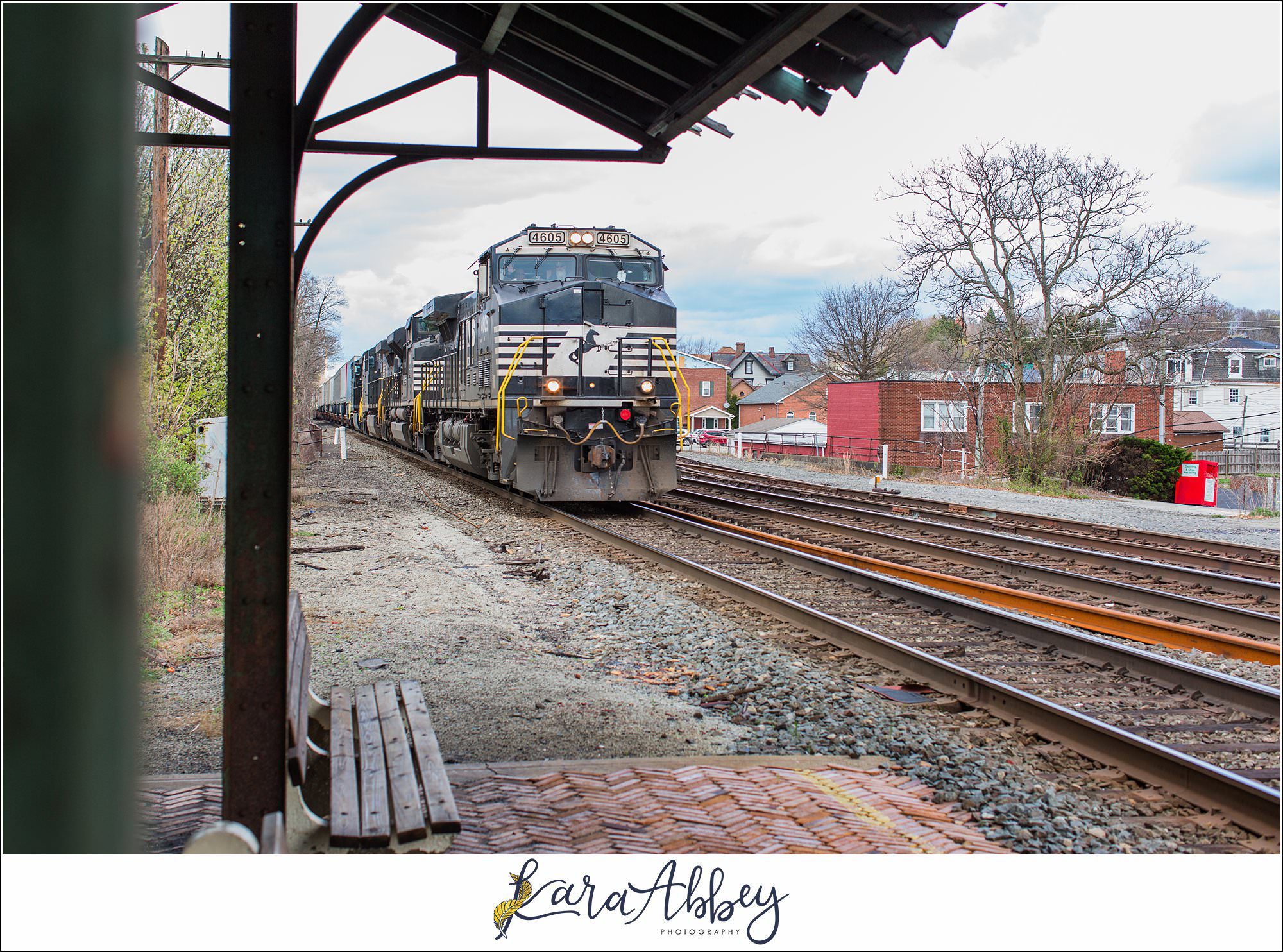 Spring Wedding at DiSalvos Station Restaurant in Latrobe PA