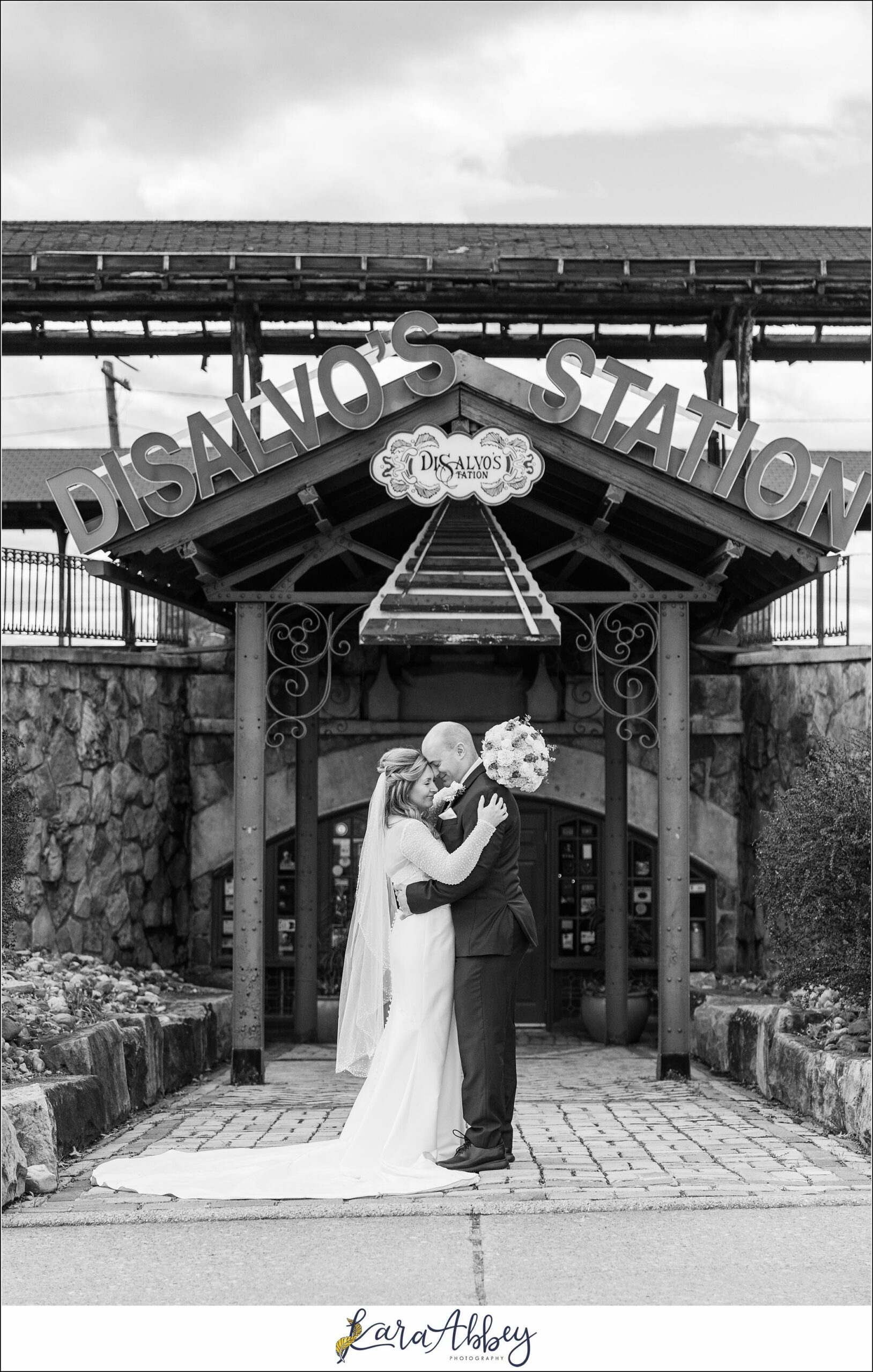 Spring Wedding at DiSalvos Station Restaurant in Latrobe PA
